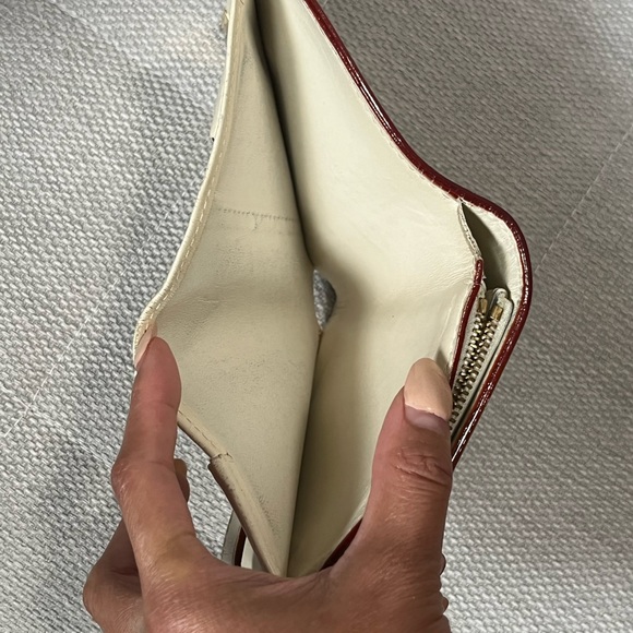 Authentic Louis Vuitton Suhali short wallet - Picture 14 of 14